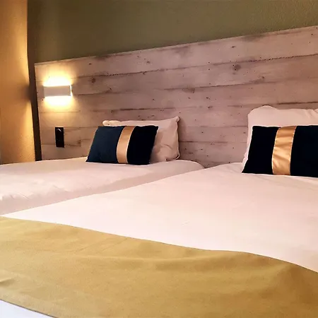 מלון Euro Paris 3*