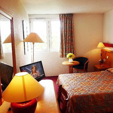 Euro Paris Hotel 3*